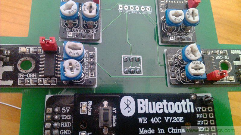 牛人力作！PCB版藍牙智能小車DIY