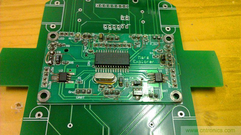 牛人力作！PCB版藍牙智能小車DIY