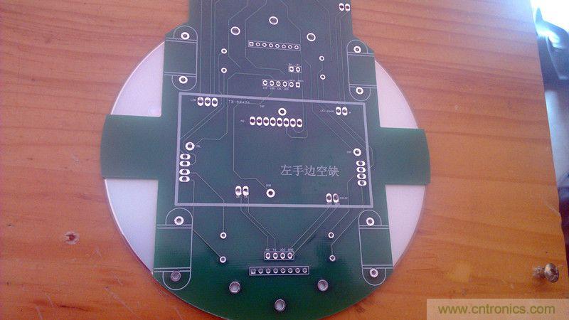 牛人力作！PCB版藍牙智能小車DIY