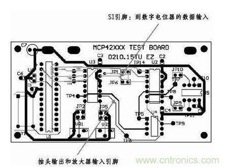 采用這種新的布線，將模擬線路和數(shù)字線路隔離開了。增大走線之間的距離，基本消除了在前面布線中造成干擾的數(shù)字噪聲。