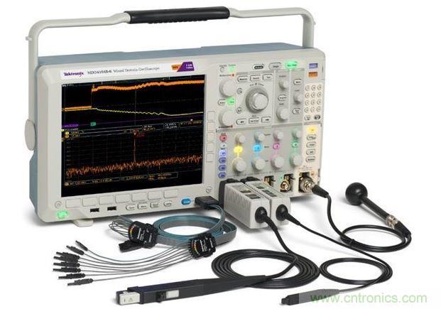 混合域示波器(MDO)將頻譜分析儀、示波器和邏輯分析儀組合在一臺(tái)儀表內(nèi)，可以從全部三臺(tái)儀器中產(chǎn)生同步的而且與時(shí)間關(guān)聯(lián)的測(cè)量結(jié)果。圖中顯示的是泰克公司的MDO4000B。