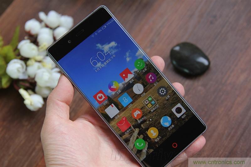 無邊框的 nubia Z9 ，一款既有驚喜，又有驚艷的智能手機(jī)